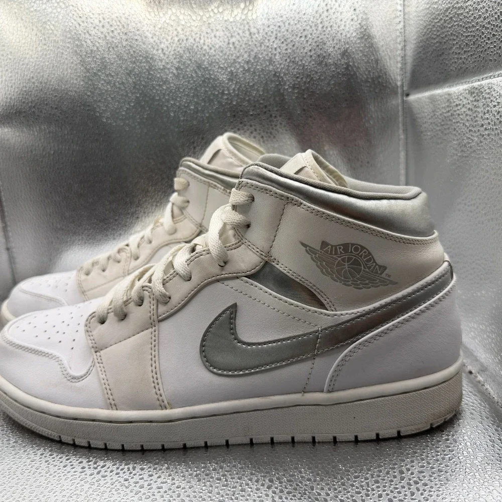 Size 12 Nike Air Jordan 1 Retro‎ Mid Pure Money White Mens Sneakers 554724-105